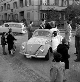 Students of EPFL collecting goods for emergency aid in Hungary, Lausanne 1956.