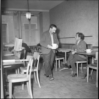 Guests in the Herberge zur Heimat, Zurich 1952.