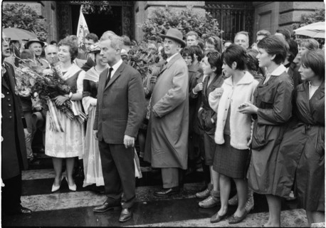Roger Bonvin, newly elected federal councillor in front of federal parliament building; 1962.