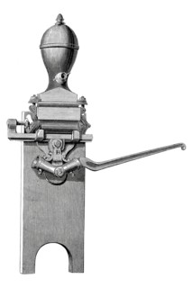Pressure and suction pump at the same time.
