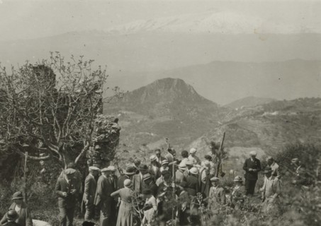 Etna seen from Taormina. 
	
		1924