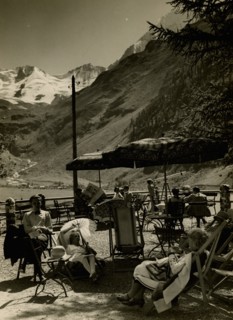 Holidaymakers at the Grand Hotel Solda
