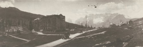 The Touring Caravan passes through Misurina.