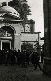 Dante's tomb in Ravenna. 
	
		1931