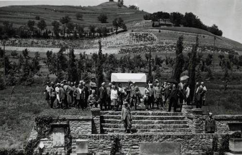 Alfredo Oriani's tomb at Cardello. 
	
		1931