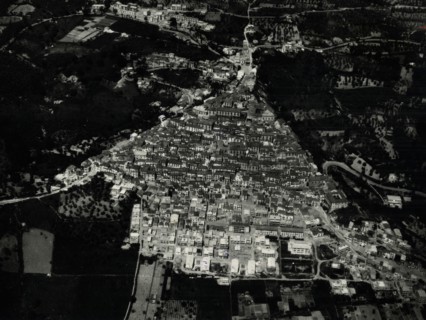 Aerial view of Senise.