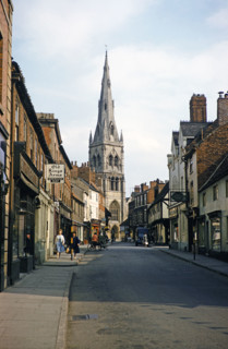 Old Kings Arms pub and shops on Kirk Gate street, Church of Saint Mary Magdalene, Newark- on-Trent,