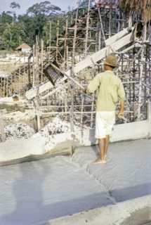 Open Cast gravel-pumping tin mine Malaya, Malaysia, south east Asia 1964 - Ore separation in the
