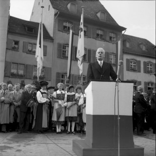 Federal Councillor Feldmann at the commemoration 510 years Battle of St. Jakob an der Birs, Basle