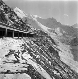 Access road to tunnel of the Great Sankt Bernhard, before opening, 1964