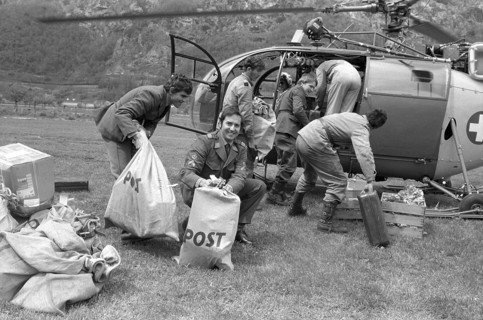Artillary soldiers snowed in on the Simplon 1977