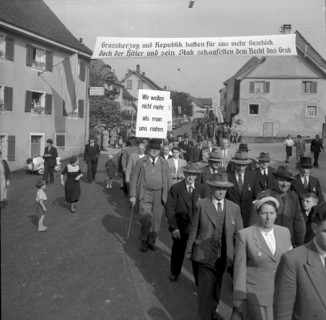 Demonstration for customs union with Switzerland, Jestetten 1955
