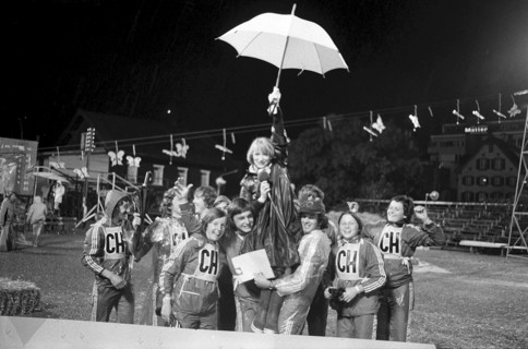 Swiss team at rehearsal of game without frontiers in Engelberg 1975