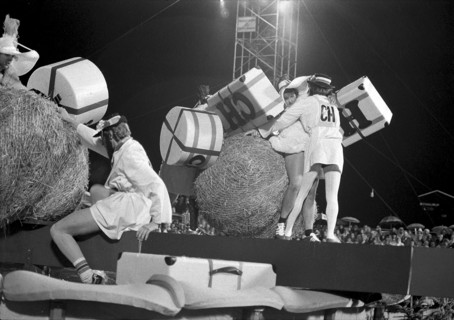 Swiss team at Spiel ohne Grenzen in Engelberg 1975