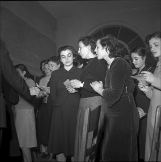 Christmas Eve 1950: Christmas party, Bally