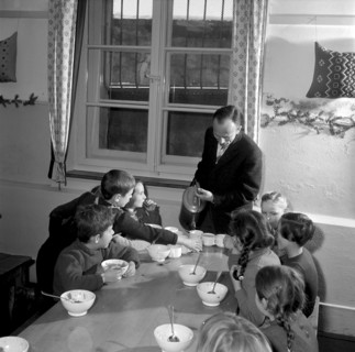 Christmas party at scool in Gohl 1960