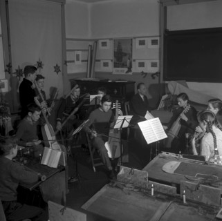 Christmas party at scool in Gohl 1960