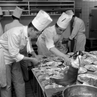 Christmas eve 1958: Kitchen staff, Movenpick Zurich