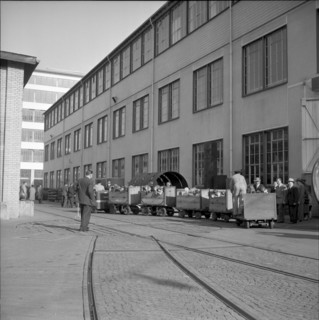 Baden, open day at BBC, visitors on works premises,  1954