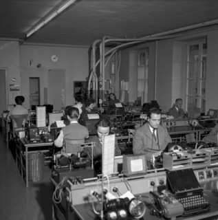 Christmas Eve 1954: telegraph office Geneva