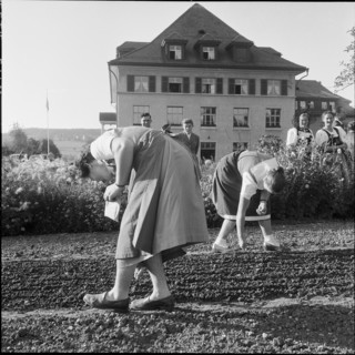 School-leaving at the school for agriculture and housekeeping Weinland in Winterthur-Wulflingen