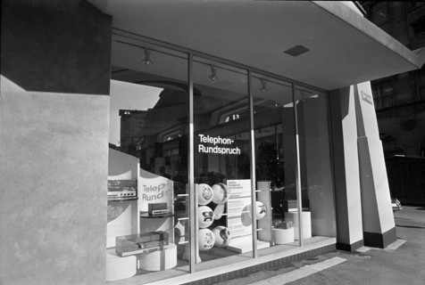 PTT customer service center in Zurich 1971