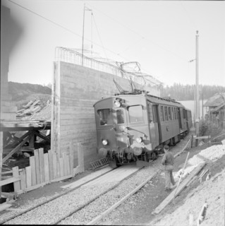 Heimberg, connection road Berne - Thun under construction 1951
