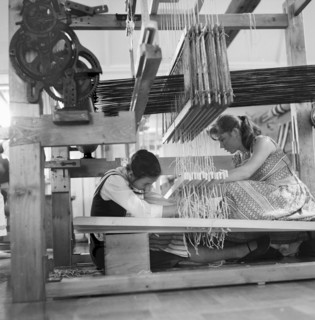 School for weaving at school for Swiss craft in Richterswil 1957