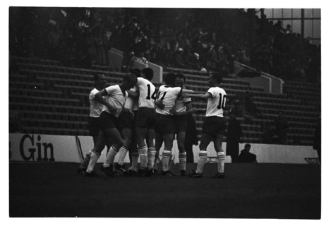 World Championships 1966: Switzerland - Spain, Swiss team celebrating