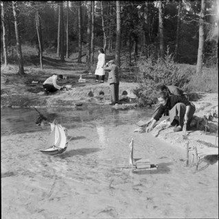 Education course for instructors of holiday camp, La Rippe 1956