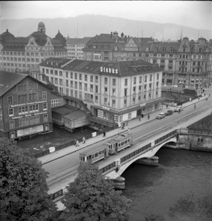 Houses at the Muhlesteg, Globus, Zurich 1948