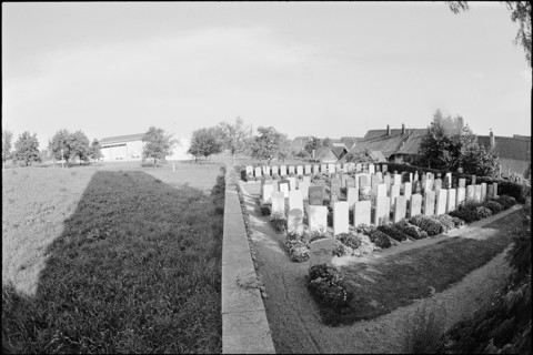 Truttikon, cemetery 1971