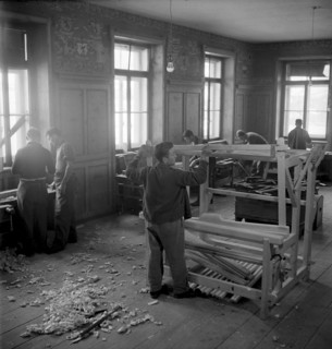 Self-help course by the Swiss Heimatwerk in Mustair 1949
