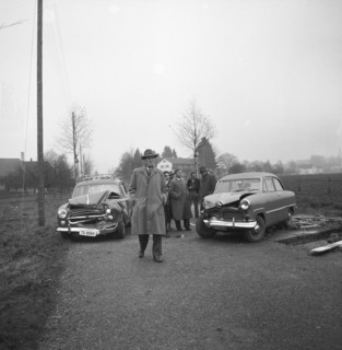 Cars damaged in a head-on collision in Elgg 1957
