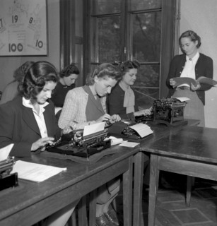 Social women's school, Geneva 1944