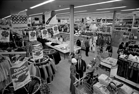 Shopping Center Waro, fashion departement, Volketswil 1972