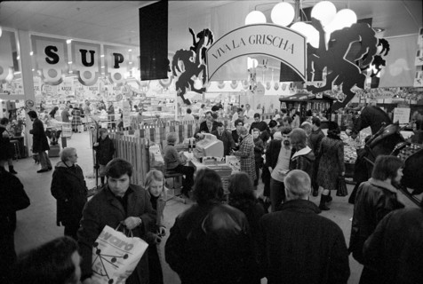 Shopping Center Waro, advertising for Graubunden, Volketswil 1972