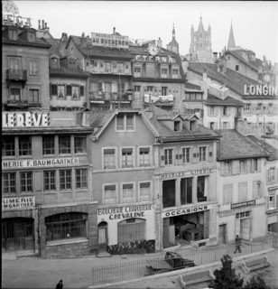 neon writings and signboards in Lausanne, 1944