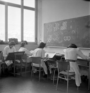 Fashion class at trade school, Zurich 1942