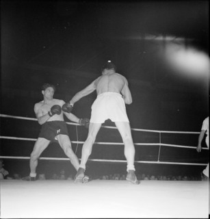 Boxing meeting at Hallenstadion, Zurich 1942