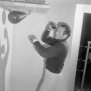 Heavyweight world champion Ingemar Johansson, practice. Geneva 1960