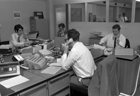 Foreign exchange brokers working at the Schweizerische Bankgesellschaft, Zurich 1971