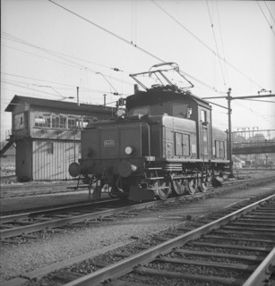 Swiss Federal Railways engine 16405, Lucerne 1949