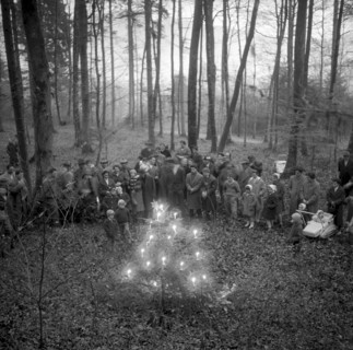 Christmas eve 1958: celebrating christmas in the forest, Baden 1958