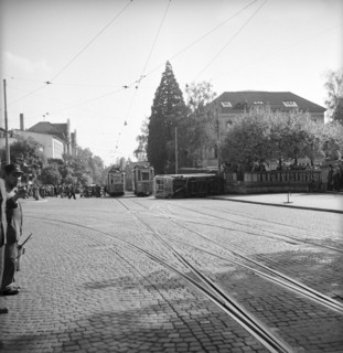 Tramway Accident in Zurich 1948, tram 9 derailed near the university
