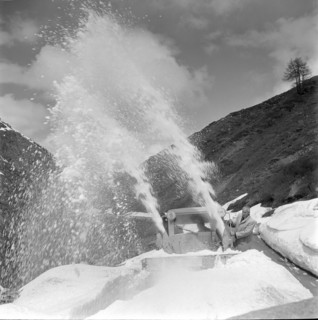 SNow blower, Simplon pass road reopening, spring 1952