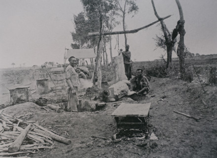Preparing pig carcasses for the army Photo by Martynov