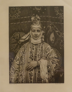 Jewish woman in traditional dress