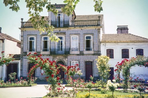 Traditional Portuguese building likely to be in the city of Ovar.