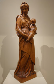 Madonna and Child. Statue.